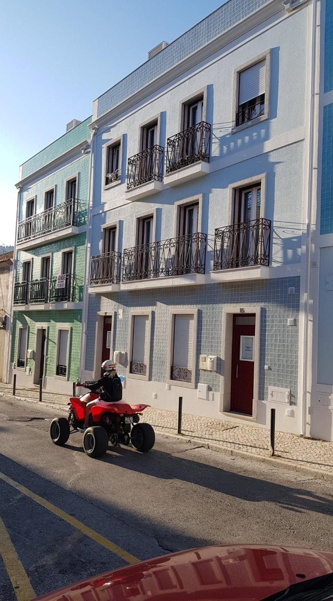Apartamento Gaivota Sesimbra Bagian luar foto
